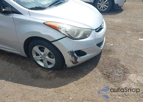 2013 Hyundai Elantra Gls from USA, damaged, VIN KMHDH4AE2DU534705